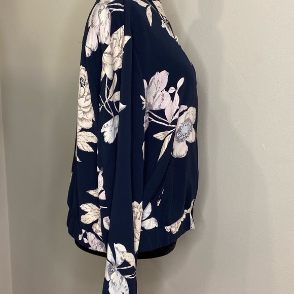 Spring/Summer Jacket - Picture 2 of 7